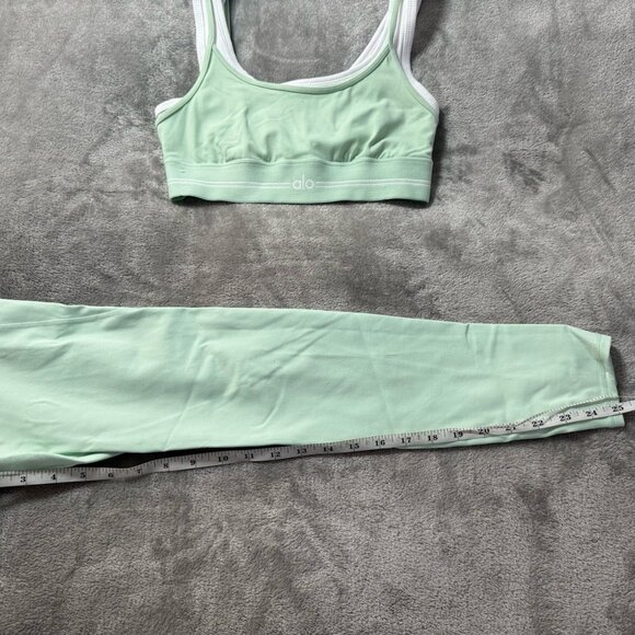 Alo Yoga Airbrush Better Together Bra And High-Waist 7/8 Better Together Legging - Picture 6 of 6